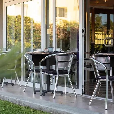 Готель Smart-hotel Minusio, A Swiss Quality 3*