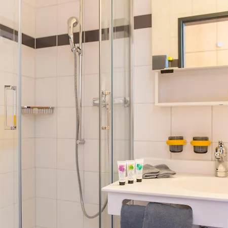 Готель Smart-hotel Minusio, A Swiss Quality